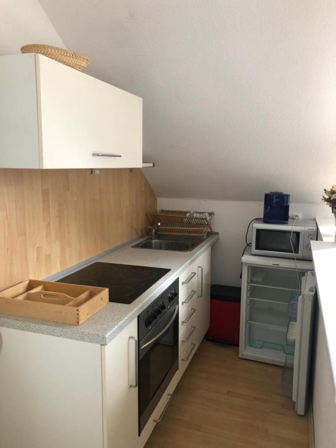 45 M² Maisonette-Wohnung In Uni-/Hauptbahnhofnaehe Duisburg Bagian luar foto