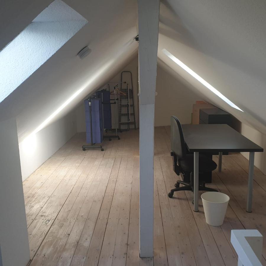 45 M² Maisonette-Wohnung In Uni-/Hauptbahnhofnaehe Duisburg Bagian luar foto