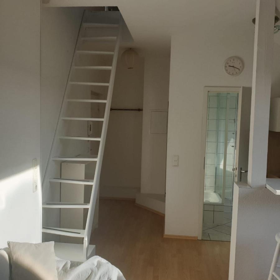 45 M² Maisonette-Wohnung In Uni-/Hauptbahnhofnaehe Duisburg Bagian luar foto